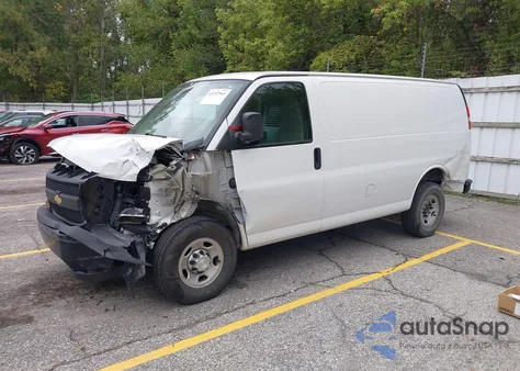 2017 Chevrolet Express 2500 Work Van from USA, damaged, VIN 1GCWGAFF4H1320130